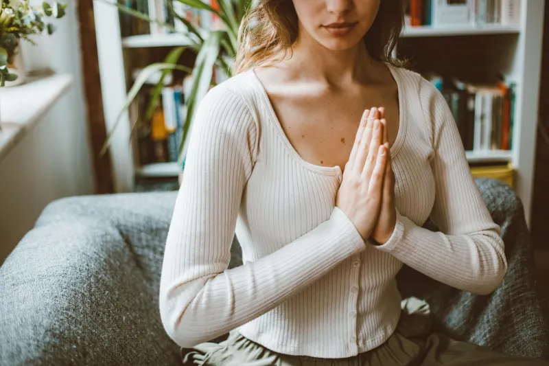 Filtered Enlightenment: How Scrolling Through Wellness Culture Is Quietly Messing With Your Spiritual Confidence